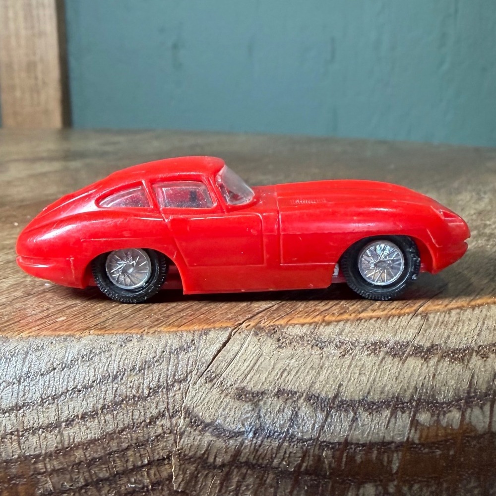 Vintage Lindberg Line Jaguar XK-E No. 4 Red Plastic Toy Car Coupe